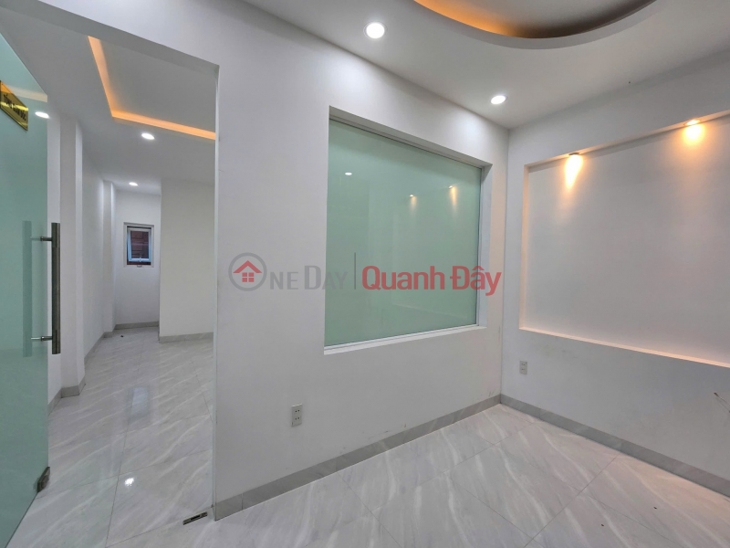 ► Mặt Tiền Nguyễn Hữu Thọ gần BV Gia Đình, C17, 86m2, 3 mê, 5 phòng rộng, 15.x tỷ, Việt Nam | Bán | đ 15,5 tỷ