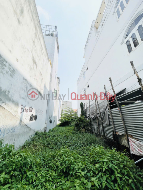 Selling a 4.5x45 street-front house on Pham The Hien street, ward 7, district 8, price only 15 billion _0