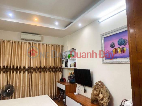 SUPER NEW NGOC LAM DENTAL FOR SALE. BEAUTIFUL 40M, 5 LEVELS, 3.8M FRONT, PRICE ONLY 4 BILLION 5, CORNER LOT, 2 OPEN SIDE, CONTACT: _0