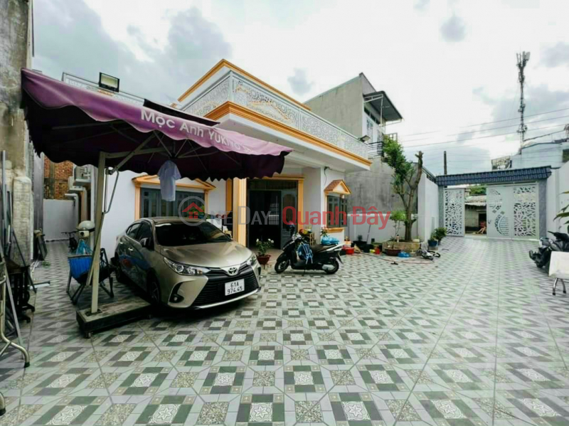 QUICK SALE A HOUSE With Nice Location At Nguyen Duc Thieu KP Thong Nhat 2, Di An Sales Listings