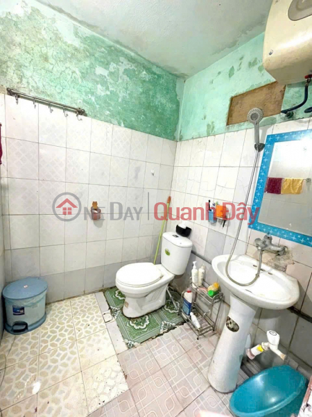 CHÍNH CHỦ BÁN ĐẤT TẶNG NHÀ CẤP 4 GÁC LỬNG LÔ GÓC ,MẶT NGÕ Đường CAM LỘ, Phường HÙNG VƯƠNG. Việt Nam | Bán | đ 1,65 tỷ