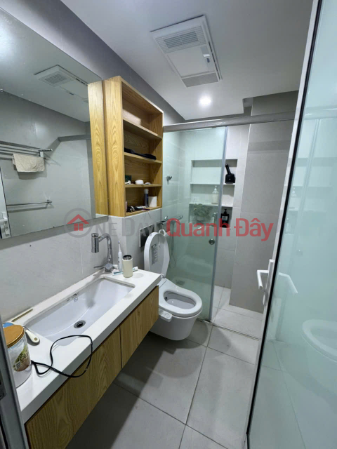 Second and third floors of a house on Phù Đổng Thiên Vương street, Hai Bà Trưng district, Hanoi are available for rent: _0