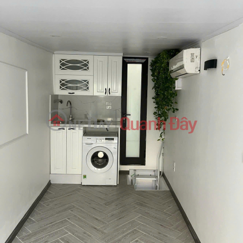 House for sale in Bao Khanh Alley, 15m2, 5 floors, 15.5 billion VND, excellent for business, generating 35 million VND\/month in rental income. _0