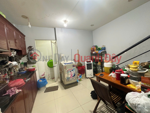 Car-accessible alleyway – Right next to Cau Quang Trung Market, 50 million VND\/m² _0