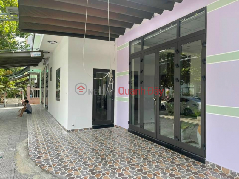 House for sale with 2 fronts on Hoang Dinh Ai street, Hoa Xuan, Price 8 billion VND Sales Listings