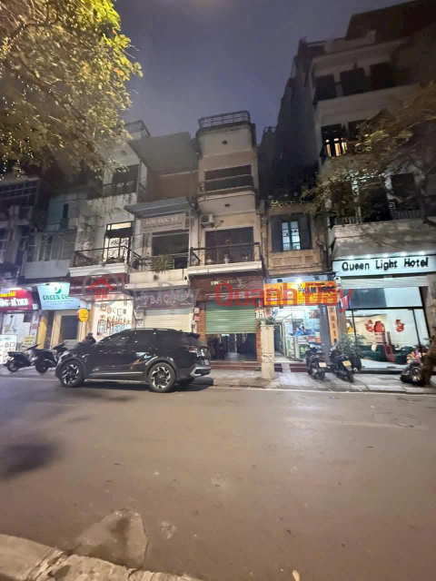 CLASSY OLD QUARTER HANG PHEN STREET.<br \/> - THE MOST BUSY BUSINESS IN HA NOI _0