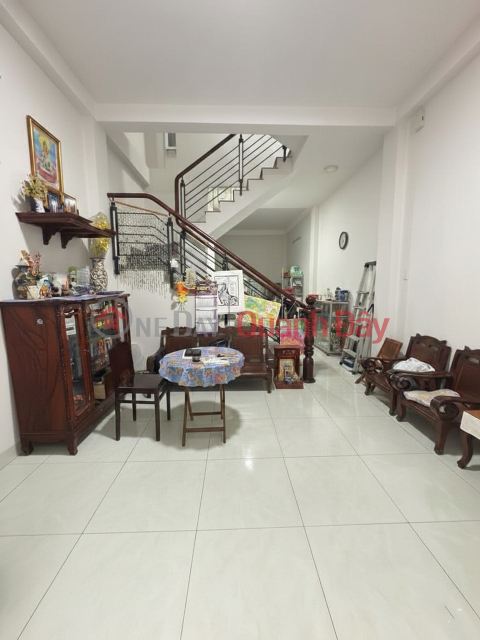 O2038 Right next to Vuon Lai Market, An Phu Dong 1, District 12, Ho Chi Minh City. Square plot, alley access, 3 floors, 5.x billion VND. _0