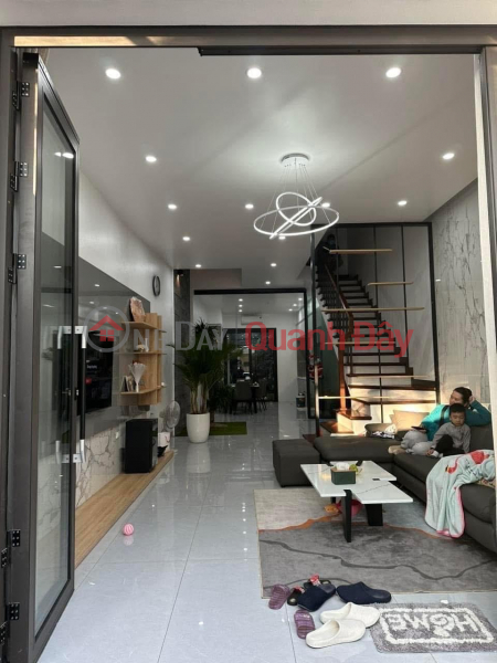 **House for sale on Vo Thanh Trang street, Ward 11, Tan Binh; 2 floors (5*18) - 7.5 billion Sales Listings