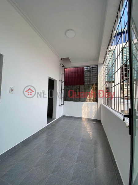 đ 3.8 Billion Independent house for sale, corner lot, car door to door in Dinh Dong, 56m 3 floors PRICE 3.8 billion