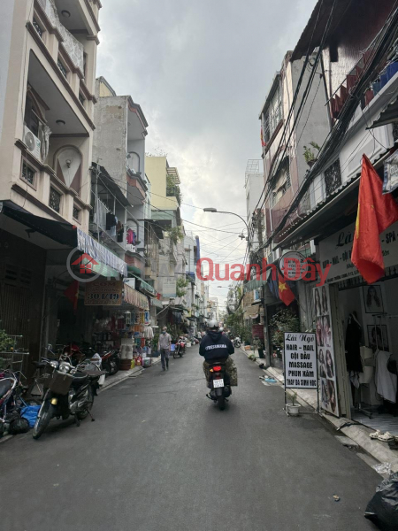 đ 7,5 tỷ **Bán nhà HXH Hoàng Hoa Thám, phường 13, Tân Bình (4*12) 2 tầng