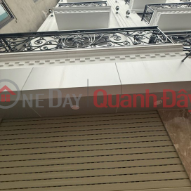 BÁN NHÀ 5 TẦNG MỚI Phố Nguyễn Văn Linh 30 m2 X 6.4 Tỷ Long Biên Hà Nội. _0