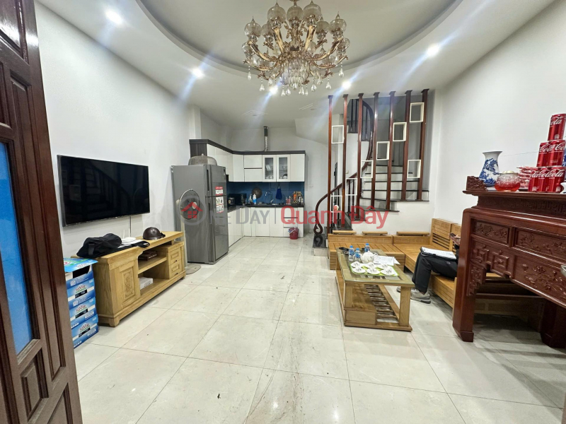Urgent sale of a townhouse in Tran Cung, Bac Tu Liem, Hanoi. 30m², 5 floors, 4.5m frontage, only 7.85 billion VND. Sales Listings