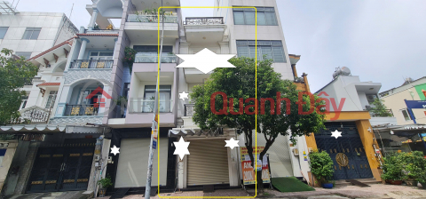 House for rent on Le Thuc Hoach Street, 80m² - OPPOSITE TRAN PHU SCHOOL _0