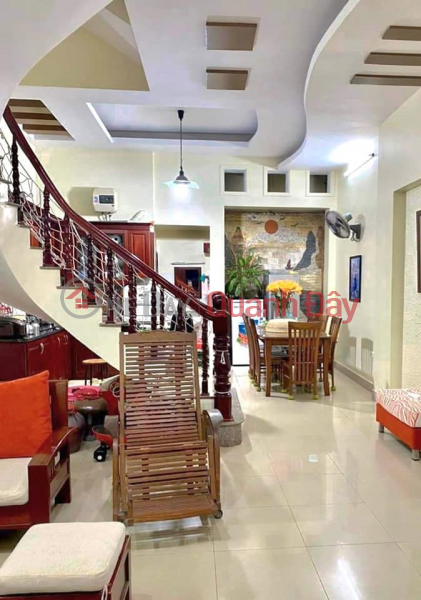 Urgent sale of Le Hong Phong townhouse, 45m2x4T, MT4.5m, 6 billion, corner lot Sales Listings