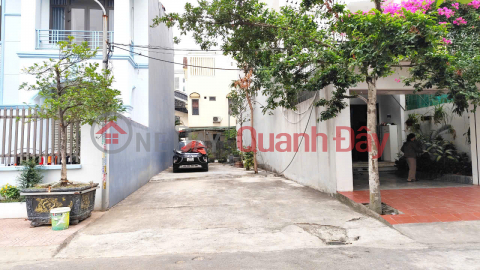 Selling plot of land in Quan Nam, 117m2, extremely beautiful, PRICE 63 million\/m2, near Maritime University _0