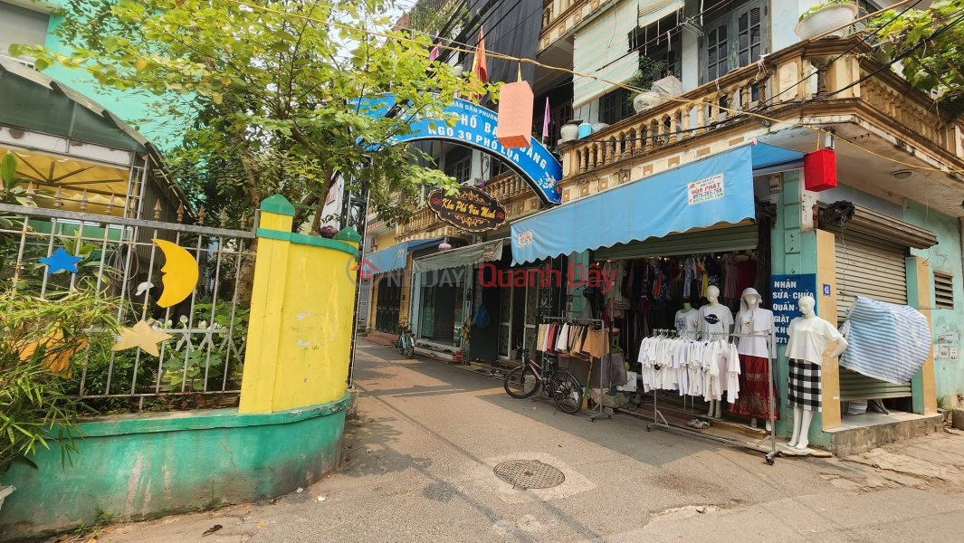 đ 6.98 Billion, 5-story house on Silk Street, Ha Dong, corner plot, 31m2 x 5 floors, new and beautiful, 6.8m frontage, 6.98 billion VND.