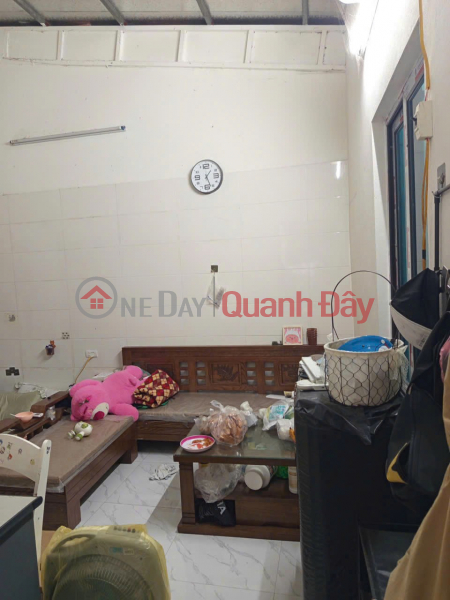 , Please Select | Residential, Sales Listings đ 12 Billion