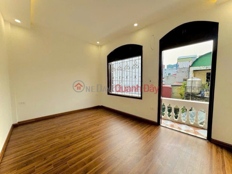 đ 7.3 Billion | BEAUTIFUL HOUSE WITH 2 AIRY FRONTAGE - WIDE FRONTAGE - 3M WIDE FRONT OF HOUSE - FULL FUNCTIONALITY