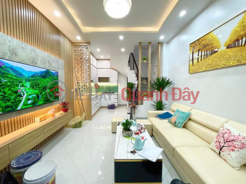 HOUSE FOR SALE IN DONG NGAC - BAC TU LIEM; AREA 33M2, FRONTAGE 5.5M, 5 FLOORS - PRICE OVER 5 BILLION - FOR RESIDENCE OR BUSINESS _0