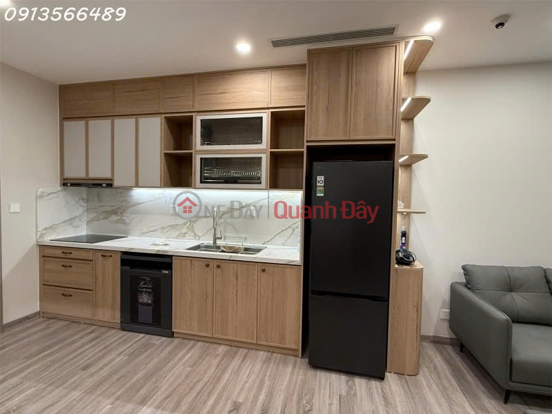 Apartment for rent: 2 bedrooms, 8th floor, Red River view, 61m2, 9.5 million VND\\/month. Rental Listings