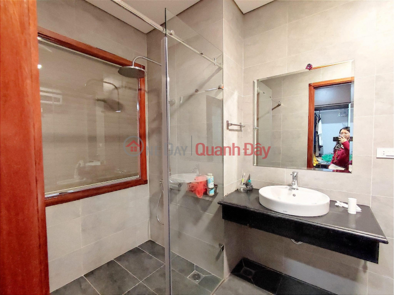 Property Search Vietnam | OneDay | Nhà ở, Niêm yết bán | Bán căn nhà 99m2 phố Nghi Tàm, Tây Hồ Biệt thự Châu Âu 6 phòng ngủ 20m Ô tô dừng đỗ 10.7 Tỷ