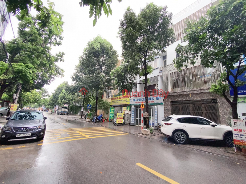 Extremely beautiful in Van Phu Ha Dong 83m2 with car access to the house Sales Listings