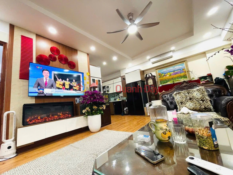 Tòa N08 Thành Thái 118m 3PN, Nội thất siêu đẹp, 12.6 tỷ cạnh công viên Cầu Giấy Niêm yết bán