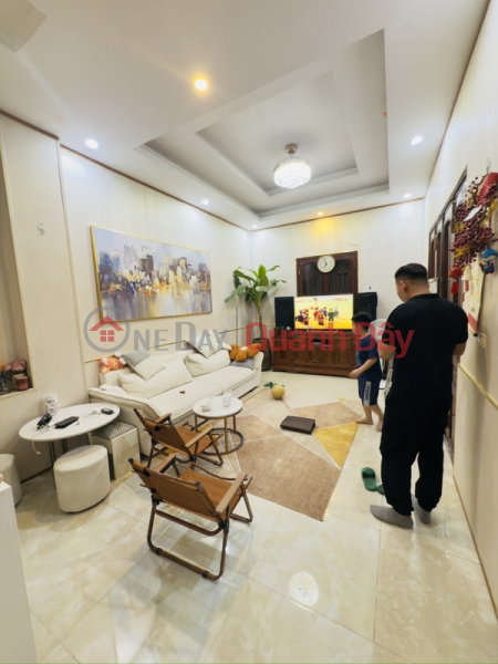 Nguyễn Trãi, siêu phẩm, mặt tiền rộng, nhà đẹp, cách phố vài chục M Niêm yết bán