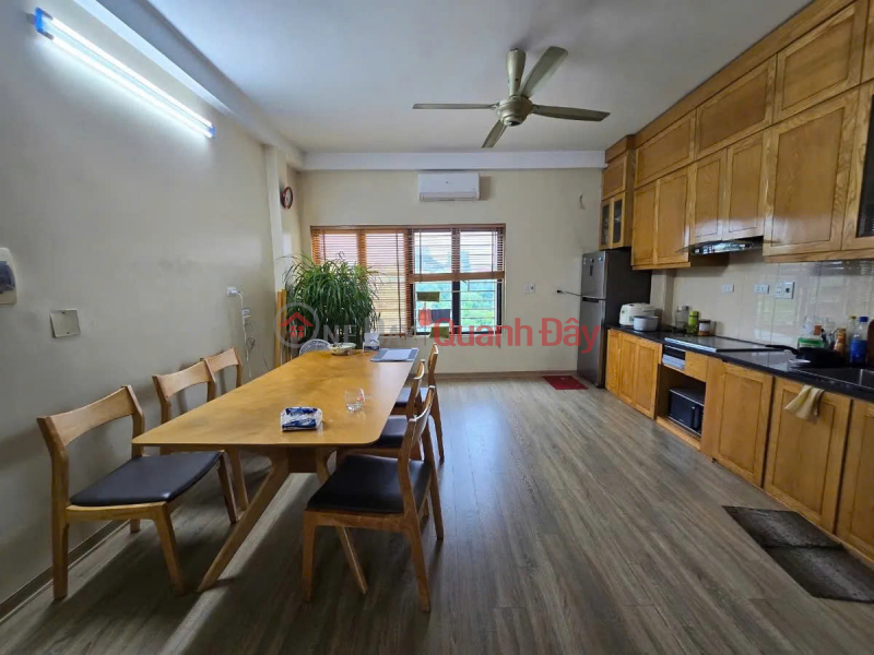 NHÀ MỚI Ô TÔ ĐỖ CỬA Gia Quất 33m2 X 5 Tầng mặt tiền 4.6m, 6.6 tỷ Long Biên. | Việt Nam Bán | đ 6,6 tỷ