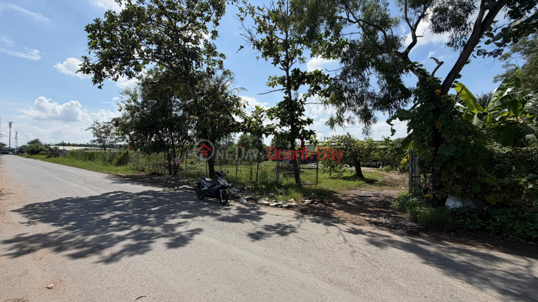 đ 180 Billion Distressed property on Dao Tri Street, District 7, over 6,000m2 - Generating rental income, at an extremely competitive market price.