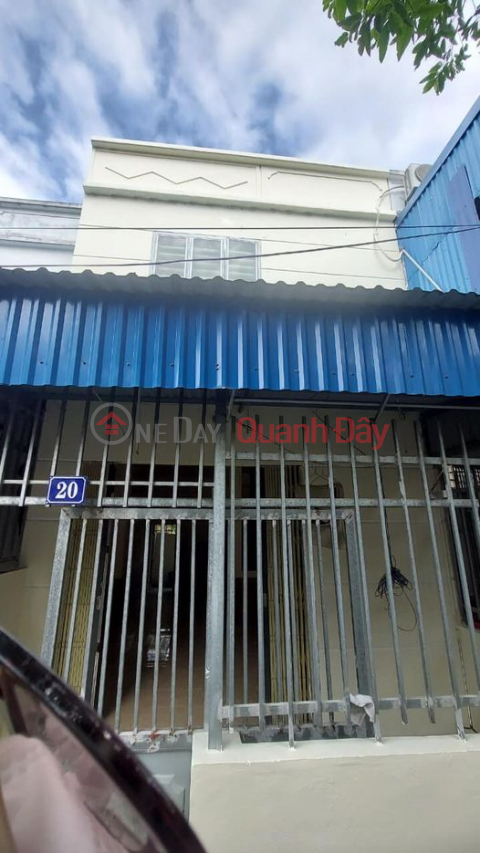 Chính chủ gửi bán căn nhà 2 tầng ngõ Trần Huy Liệu , ngõ to, rộng Oto 4 chỗ đỗ gần nhà _0
