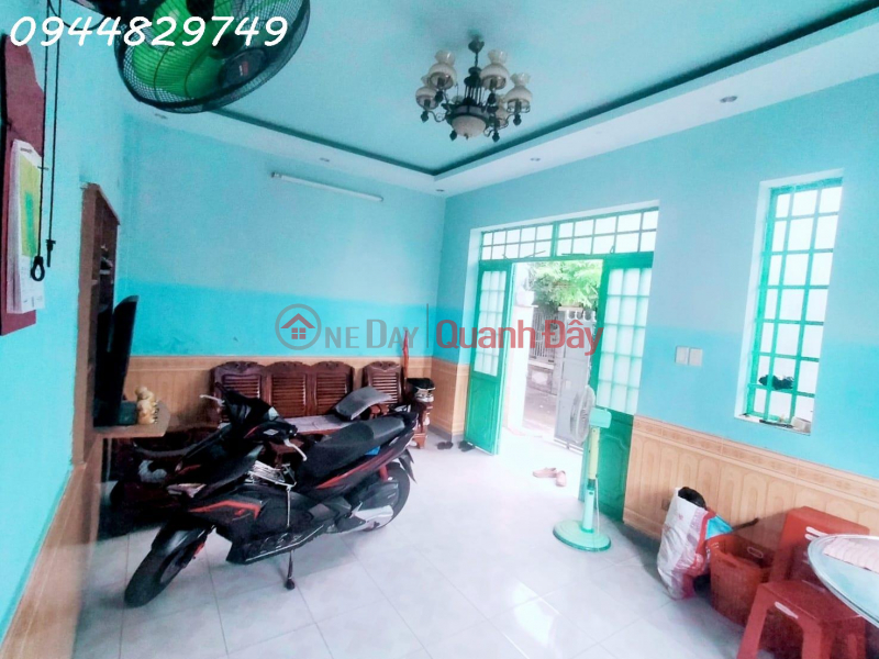 Sell at any price. New 2-storey house, very airy corner lot, area: 73m2, HOANG DIEU street, Hai Chau, Danang. Price 2.55 billion Sales Listings