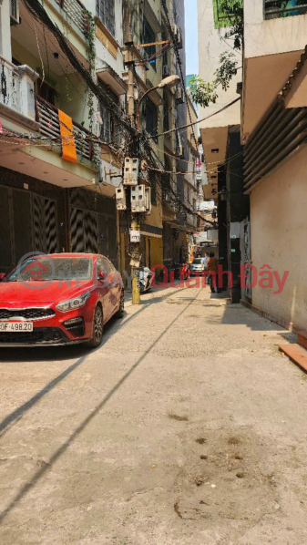 BEAUTIFUL HOUSE FOR SALE ON LANG ROAD - WIDE ALLEY, CAR PARKING INSIDE THE HOUSE - PRICE 13.3 BILLION Sales Listings