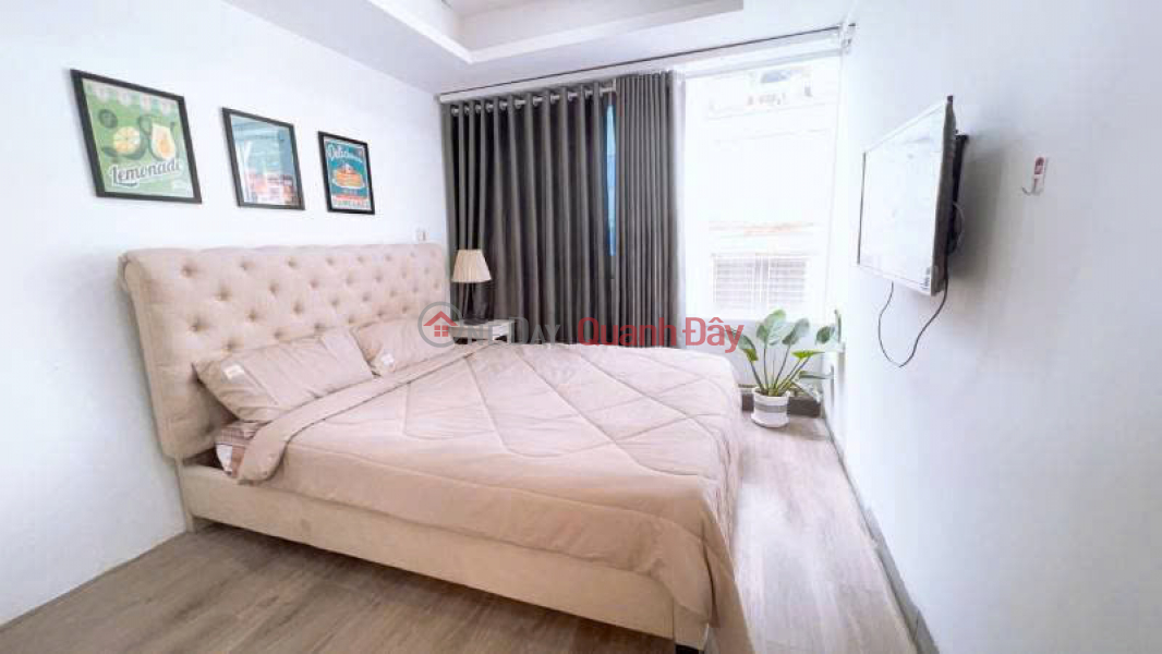 Beautiful house with 3 bedrooms, full high-class furniture, car alley Mac Dinh Chi Rental Listings