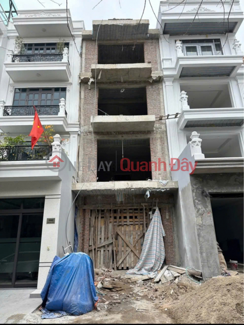 Bán nhà thô - mặt đường Hoàng Ngọc Phách - Quán Nam -100m 4 tầng _0