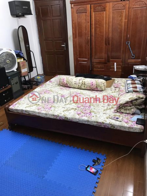 The owner needs to rent 2 rooms on the 2nd floor address: 545 Vu Tong Phan - Khuong Dinh Ward - Thanh Xuan District - Ha _0