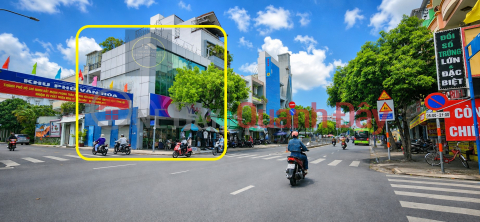 For rent: A PRIME PROPERTY with 2 street frontages on Nguyen Son Street, 96m², 2 FLOORS - IN A BRANDED AND SERVICE AREA. _0