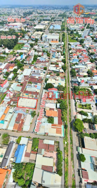 Đất 2 mặt tiền 360m2, đường nhựa 7m thông, gần chợ Tân Tiến, giá rẻ | Việt Nam, Bán | đ 13,8 tỷ