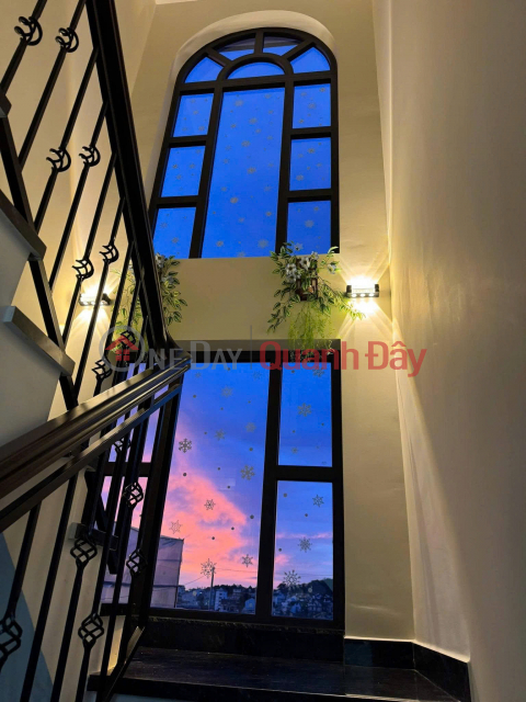 Villa with garden for sale, 4 bedrooms, Ngo Tat To Street, Ward 8, Da Lat. _0