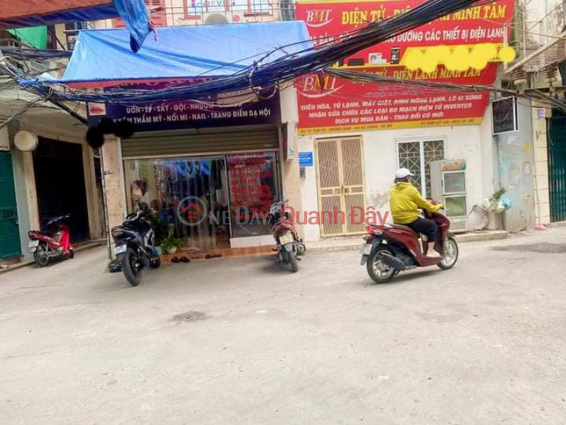 ₫ 5.4 Billion, HOUSE FOR SALE ON BUSINESS LANE Area: 50M2 4 FLOORS MT: 4.7M PRICE: 5.4 BILLION TRUONG DINH HAI BA TRUNG DISTRICT