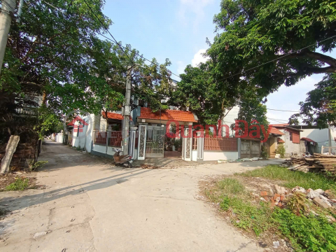 Land for sale in Thuan Thanh, Bac Ninh. 98m2 * frontage 5.8m * 2.6 billion. Car access, close to the street _0