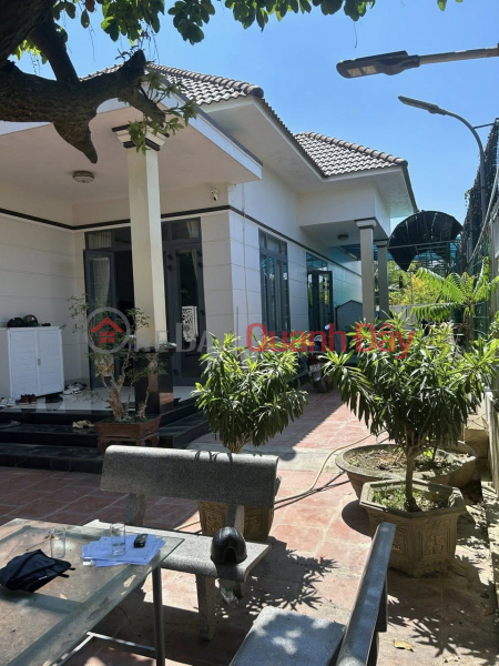 BEAUTIFUL HOUSE FOR SALE IN DIEN AN – DIEN KHANH. PRICE REDUCED TO ONLY 9 BILLION VND. Sales Listings