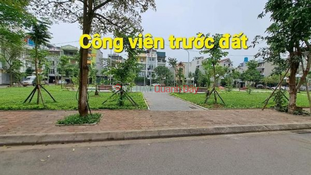 BÁN NHÀ DÂN XÂY PHỐ BÁT KHỐI( LONG BIÊN)_ MẶT TIỀN RỘNG_ NGÕ 2 Ô TÔ TRÁNH NHAU_ GẦN SÁT NGAY CÔNG VIÊN_ Ở Niêm yết bán