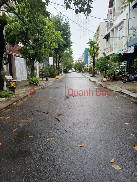 Land in Hai Chau Center, Nguyen Xuan On Street, near Nguyen Tri Phuong Market, Land area 93 m2, Size 5x18.5m, TLCC price more than _0