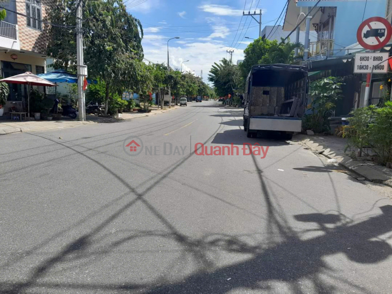 Land lot with frontage on 10.5m Vu Lang street, 4m wide alley, only 2 billion 390 Sales Listings