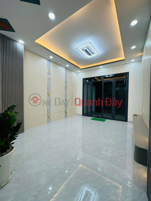 District 8 (NEW HOUSE WITH CAR) 4 floors, terrace 4.4x14 Au Duong Lan, slightly over 8t _0