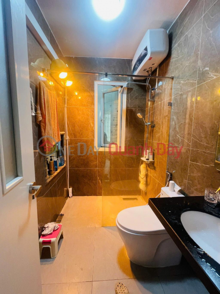 Property Search Vietnam | OneDay | Residential Sales Listings Only one spacious house available. House in alley 78, Bo De. 45m² x 5 floors, only 8.3 billion VND (negotiable). Contact 0936123469