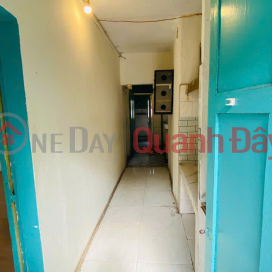 Cho thuê căn hộ tập thể tầng 3 Đặng Văn Ngữ 70m², 2 phòng ngủ, 1 vệ sinh, 8,5 triệu _0