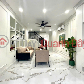 GẤP!8TY CÓ THANG MÁY+OTO+CHÂN GA METRO TẠI NGỌA LONG,CẦU DIỄN,DT:40Mx5T _0