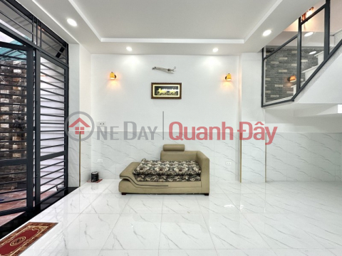 N63- Nhà bán TRẦN QUANG DIỆU Q3 - 3PN- 55M2 (4x14) - 3 TẦNG ĐẸP - 8.8 TỶ. _0